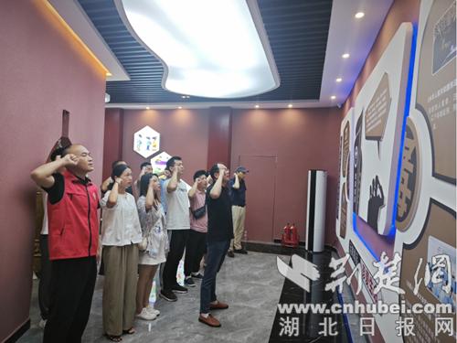 图片8.jpg