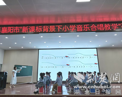 与审美教育研究有关的三个课程，以浸泡木安探