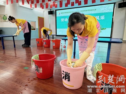 Fancheng五场托儿比赛：专业消毒被子，创造儿童的