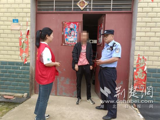 Xiangyang High-Tech Liujimaying Village推出了“特殊团体的假期和护理”访问活动