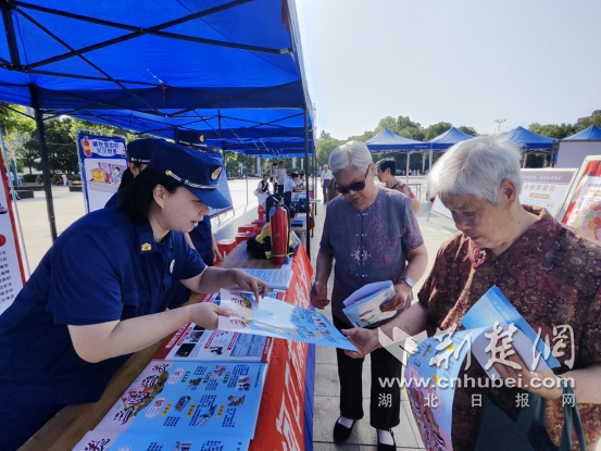 Laohekou消防局启动了“ 6.16促销和咨询”活动