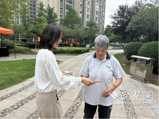 知识进入数千个家庭，并清理隐藏的危险
