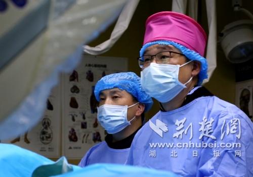 Laohekou First Hospital的心血管内科医学系的“心脏卫