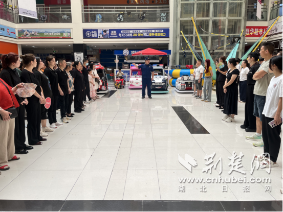 Yicheng Fire Protection“ Draft + Training”建造了一个稳
