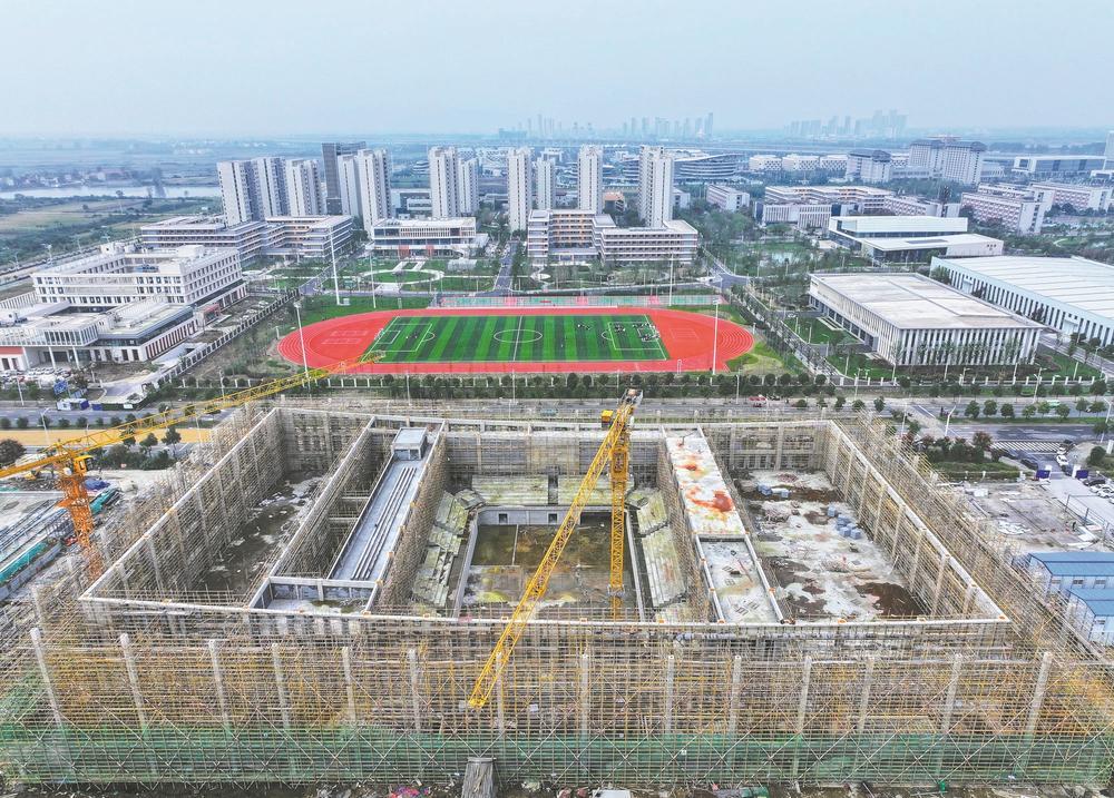 加大力度建设