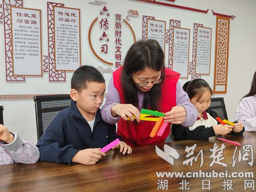 襄阳高新区刘集街道正岗社区举办“钓鱼飞纸，