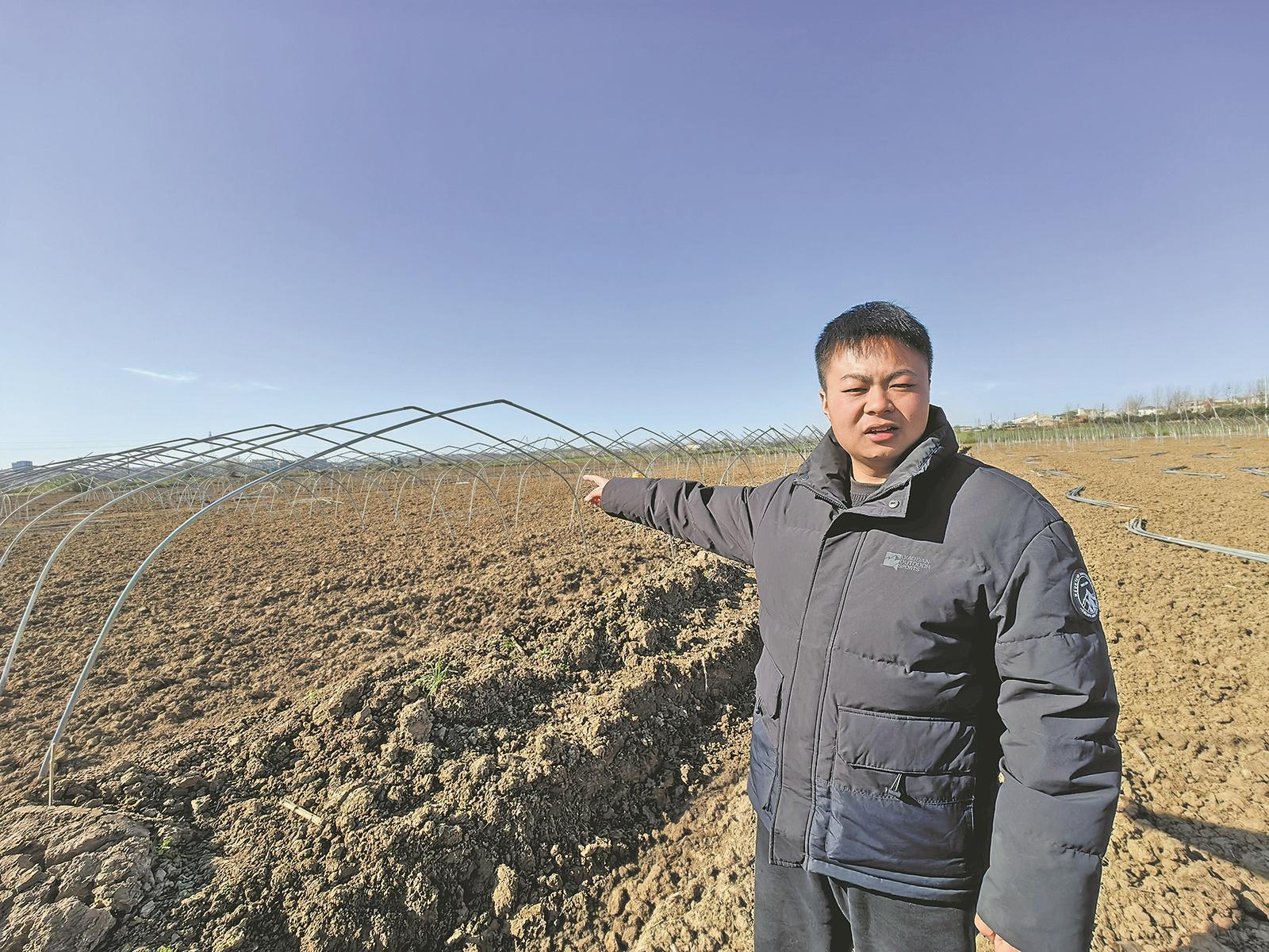 毕业不到三年，年收入预计突破百万。农