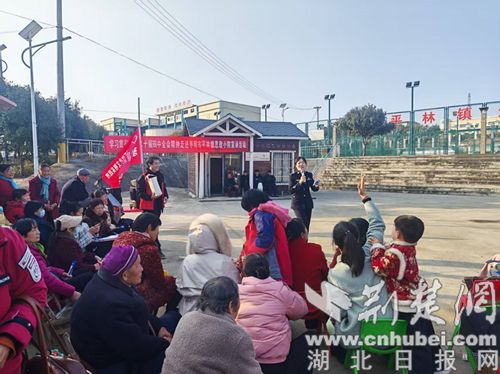 枣阳市“思想政治大院人人说话”让群众当主角