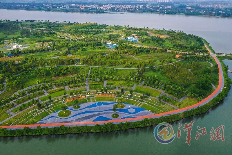 近年来,鱼梁洲开发区着力实施全域绿化工程,做好生态修复文章,利用ppp